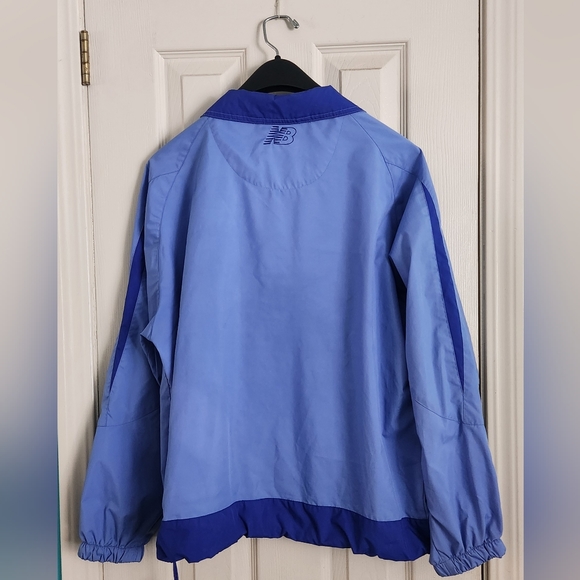 New Balance women's windbreaker - Picture 2 of 6